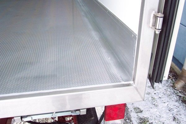Aluminum Floor Base Wall Cladding for Doner Kebab Refrigerated Transporters